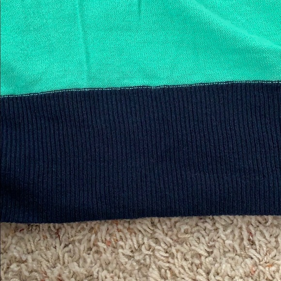 •AMERICAN EAGLE• long sleeve - Picture 3 of 3